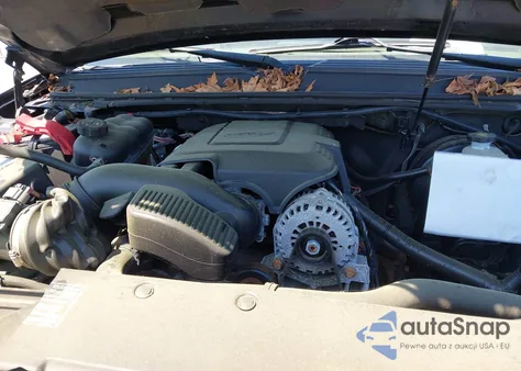 2009 Cadillac Escalade Standard из США, поврежденный, VIN 1GYFC23209R227363